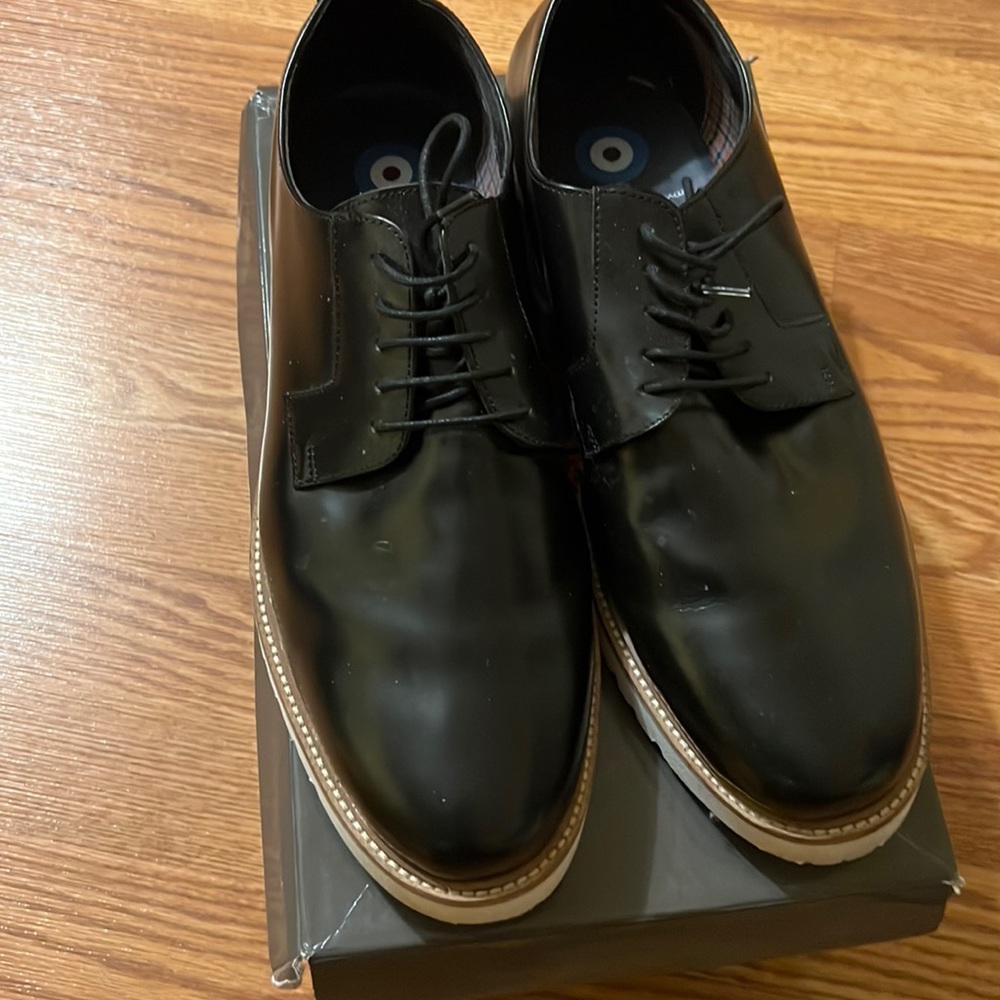 Ben Sherman 13